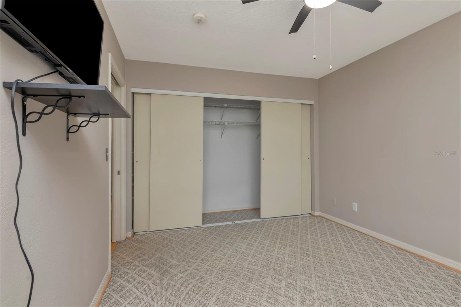 Image 32 of 72 For 8233 Forest Circle