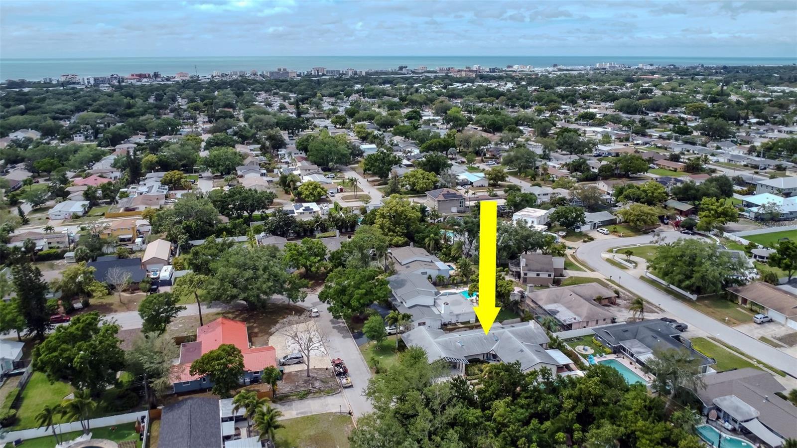 Image 53 of 72 For 8233 Forest Circle