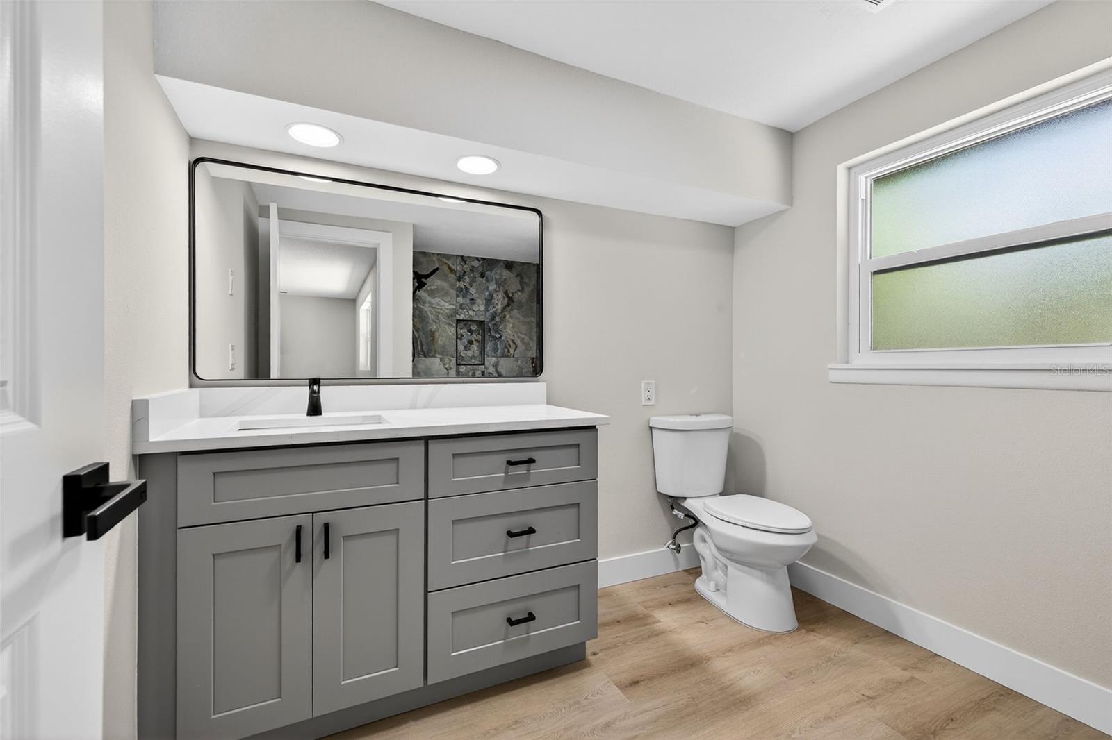 Image 28 of 45 For 2207 Hennesen Drive