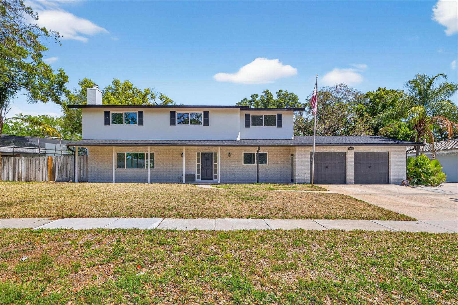 Image 3 of 45 For 2207 Hennesen Drive