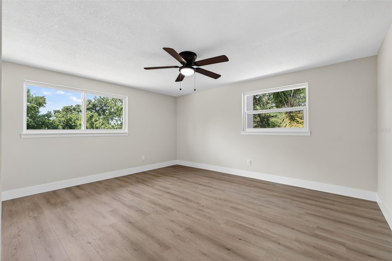 Image 30 of 45 For 2207 Hennesen Drive