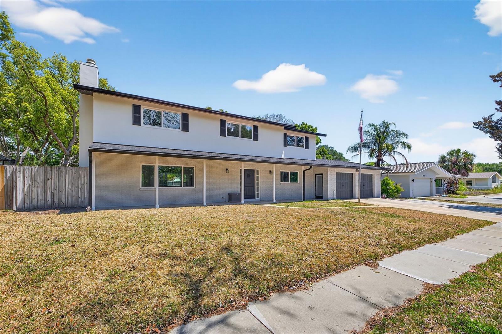 Image 5 of 45 For 2207 Hennesen Drive