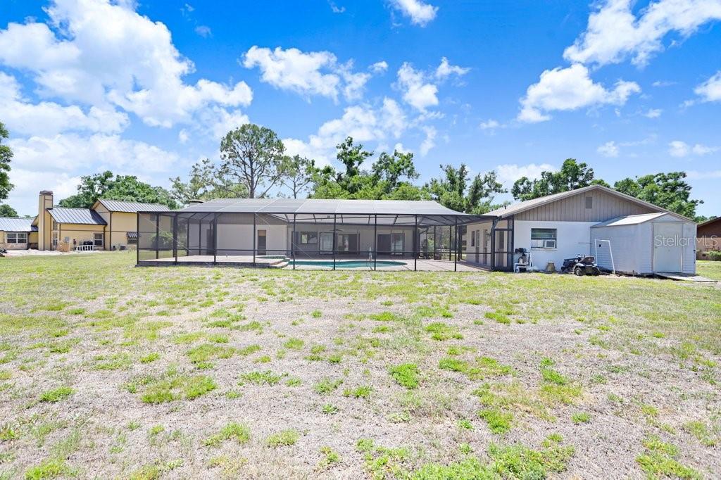 Listing photo id 35 for 9005 Haymarket Lane