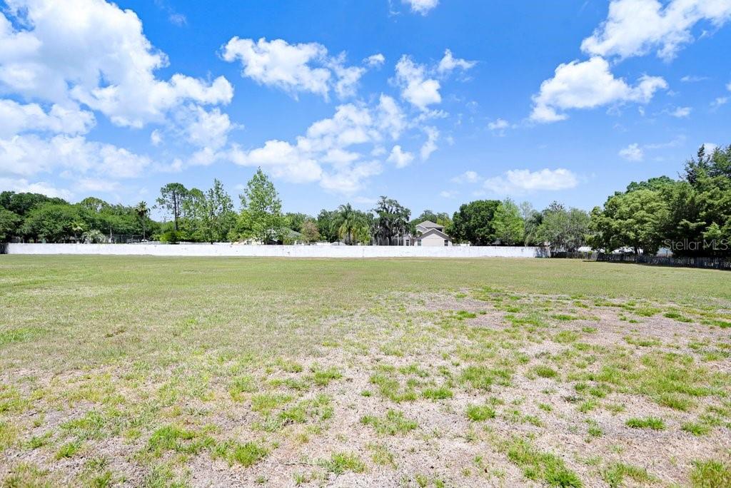 Listing photo id 36 for 9005 Haymarket Lane