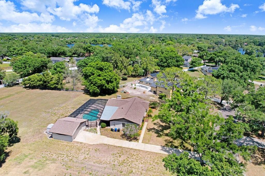 Listing photo id 37 for 9005 Haymarket Lane