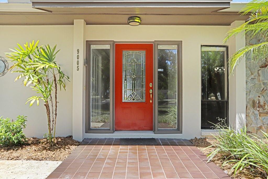 Listing photo id 4 for 9005 Haymarket Lane