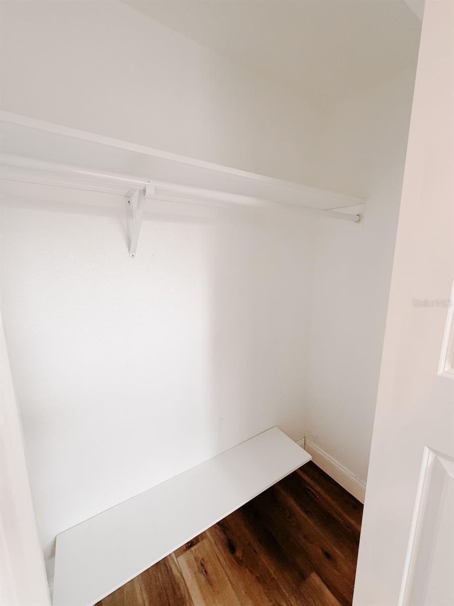 Image 12 of 41 For 4009 Deleuil Avenue