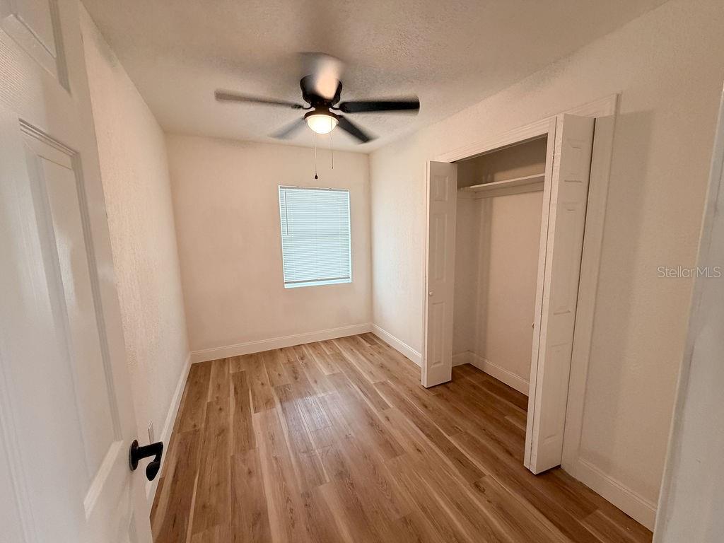 Image 16 of 41 For 4009 Deleuil Avenue