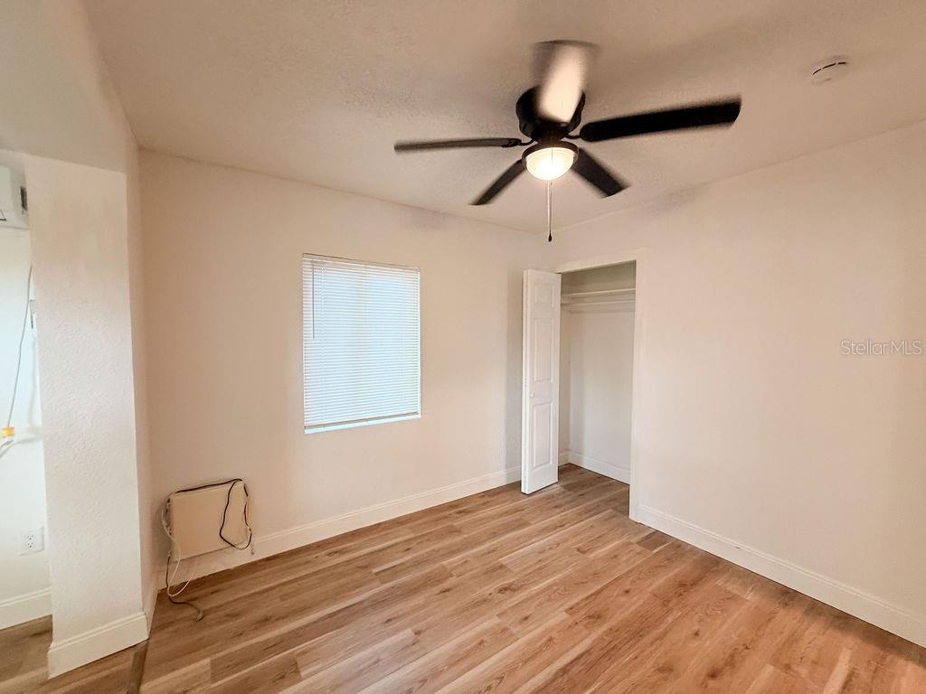 Image 22 of 41 For 4009 Deleuil Avenue