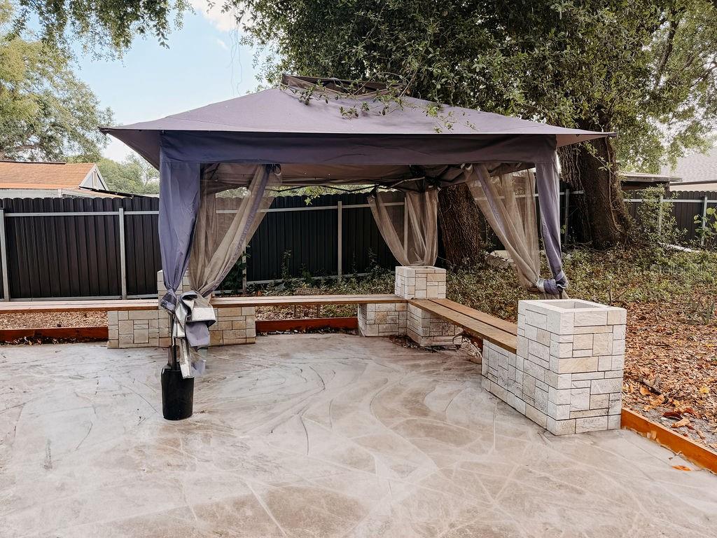 Image 32 of 41 For 4009 Deleuil Avenue