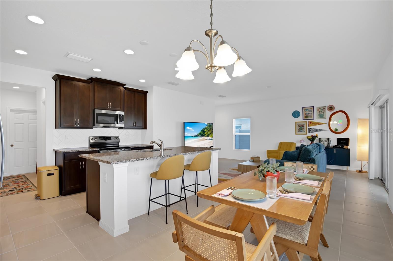 Image 19 of 48 For 1601 Swan Swim Drive