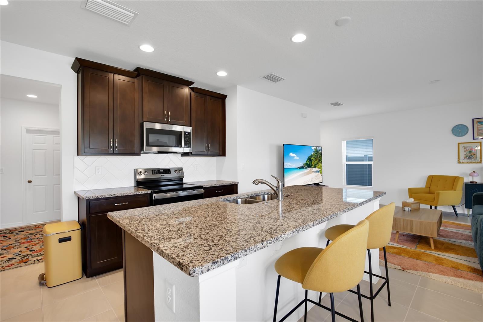 Image 20 of 48 For 1601 Swan Swim Drive