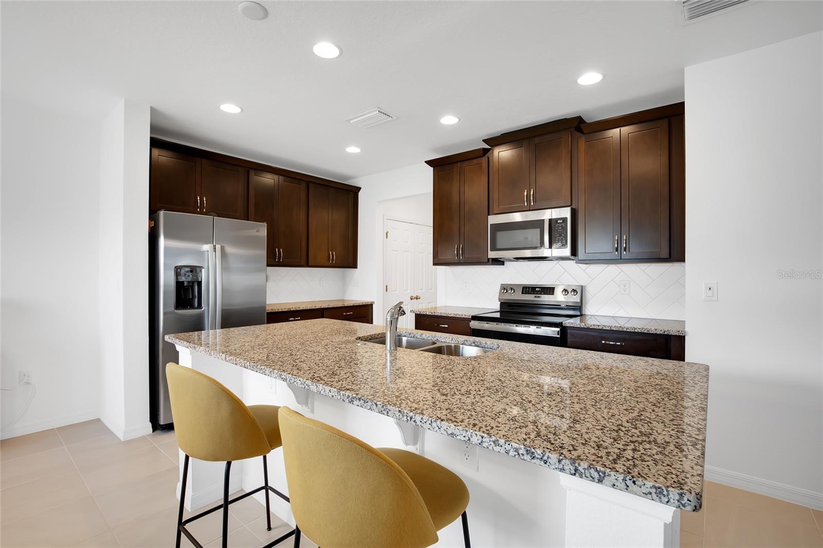 Image 22 of 48 For 1601 Swan Swim Drive