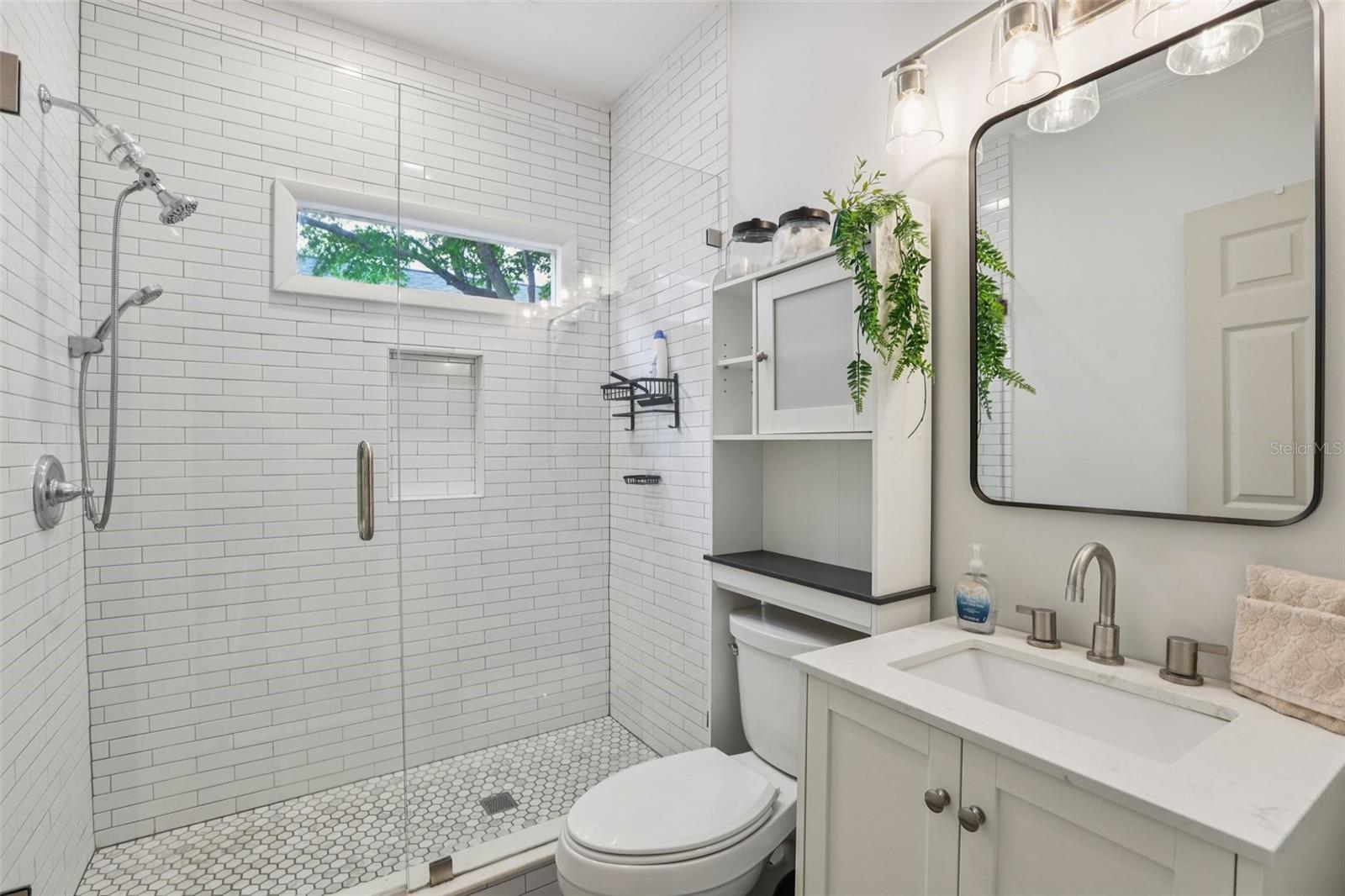 Image 13 of 32 For 2934 6th Avenue N