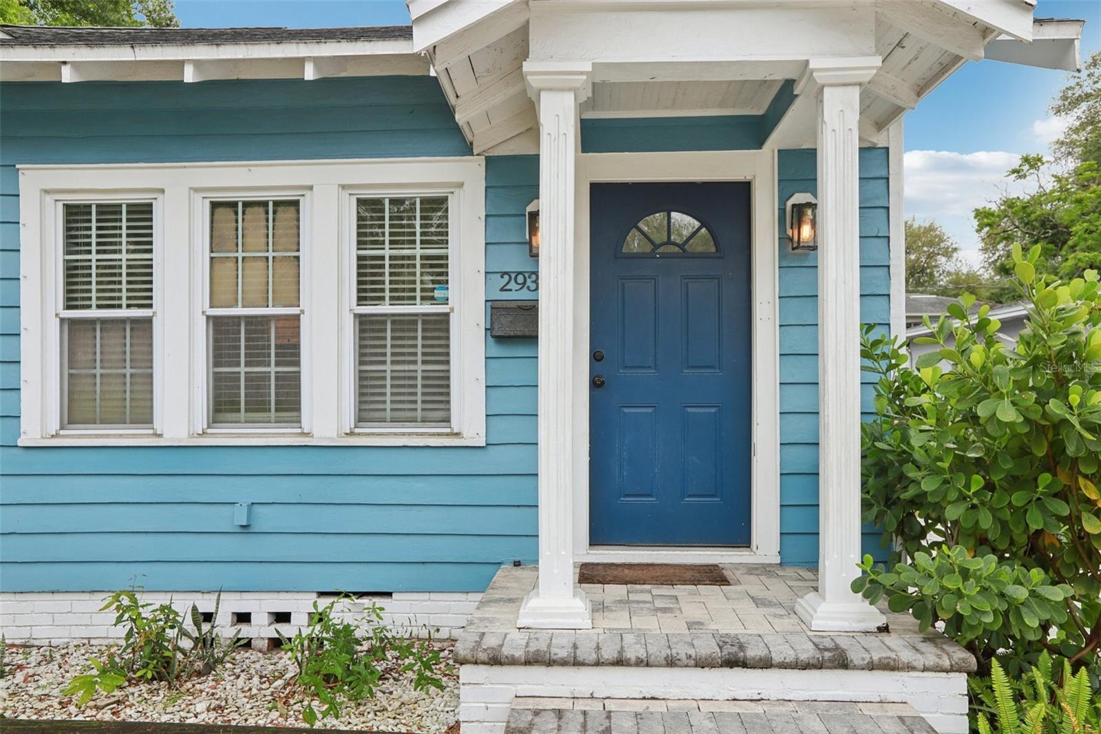 Image 2 of 32 For 2934 6th Avenue N