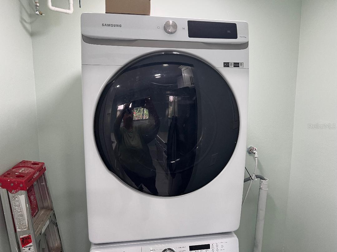 Image 13 of 55 For 1220 13th Circle Se