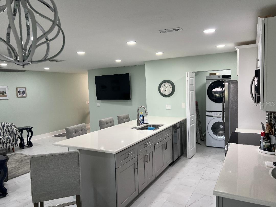 Image 9 of 55 For 1220 13th Circle Se