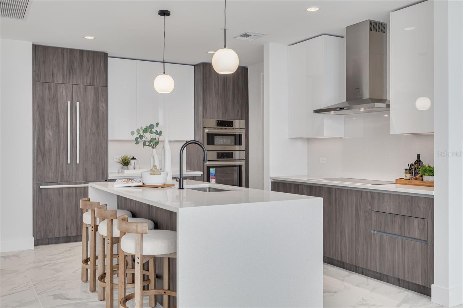 Image 10 of 21 For 777 3rd Avenue N 1104