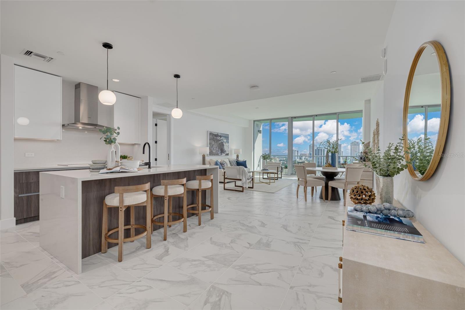 Image 11 of 21 For 777 3rd Avenue N 1104