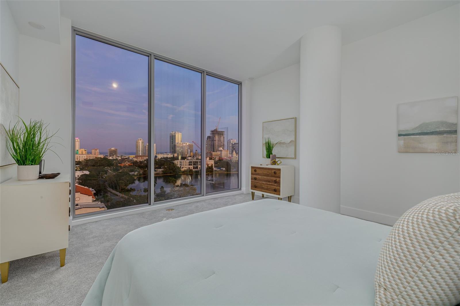 Image 12 of 21 For 777 3rd Avenue N 1104