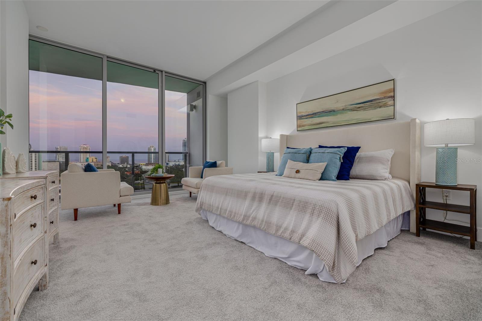 Image 14 of 21 For 777 3rd Avenue N 1104