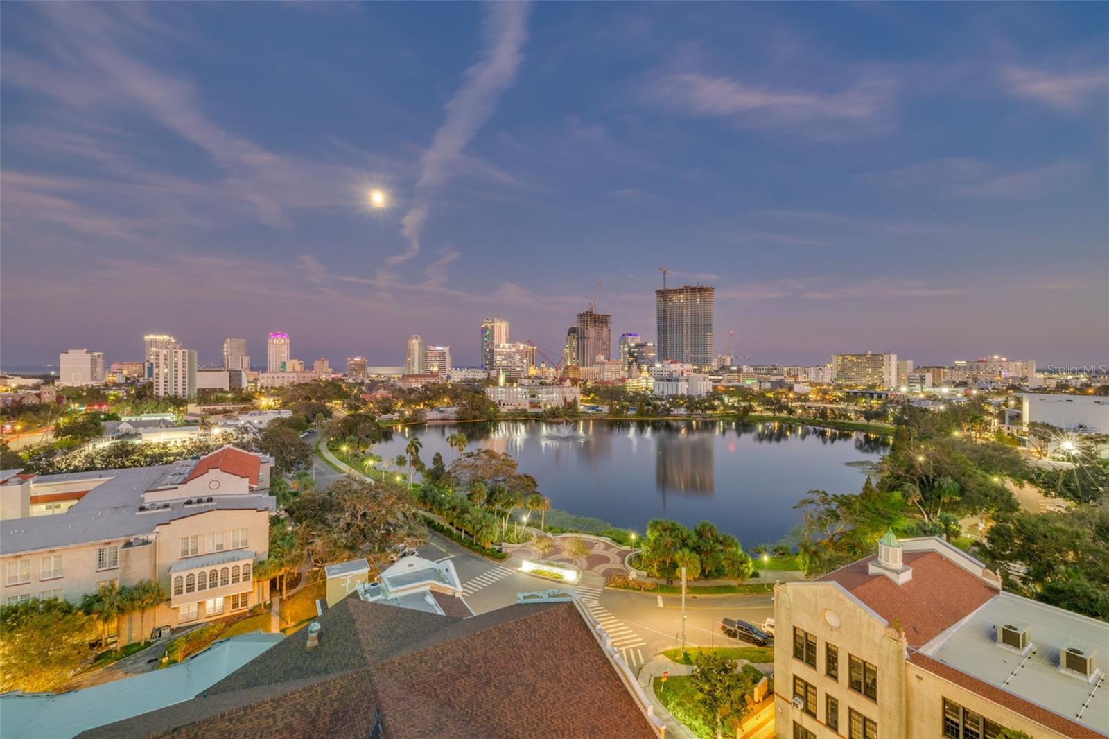 Image 5 of 21 For 777 3rd Avenue N 1104