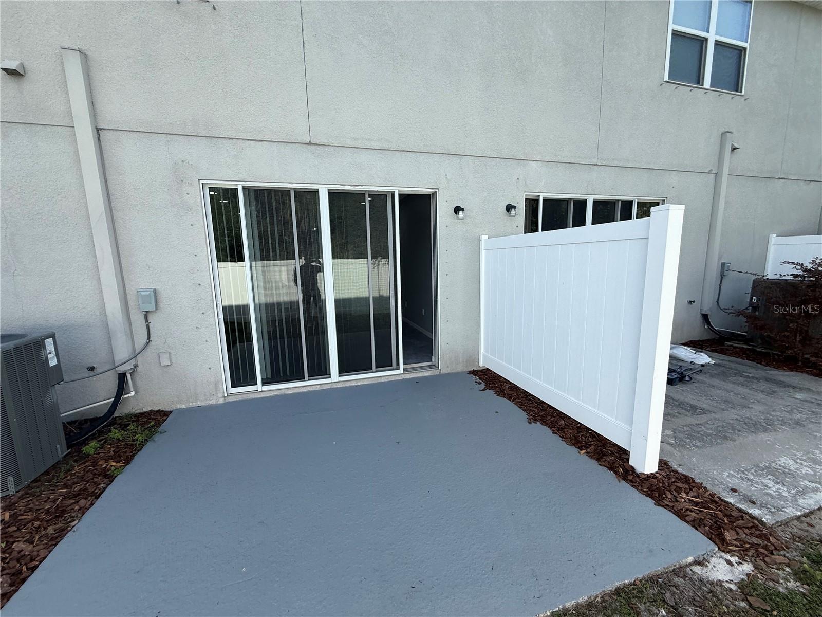 Listing photo id 19 for 7127 Summer Holly Place