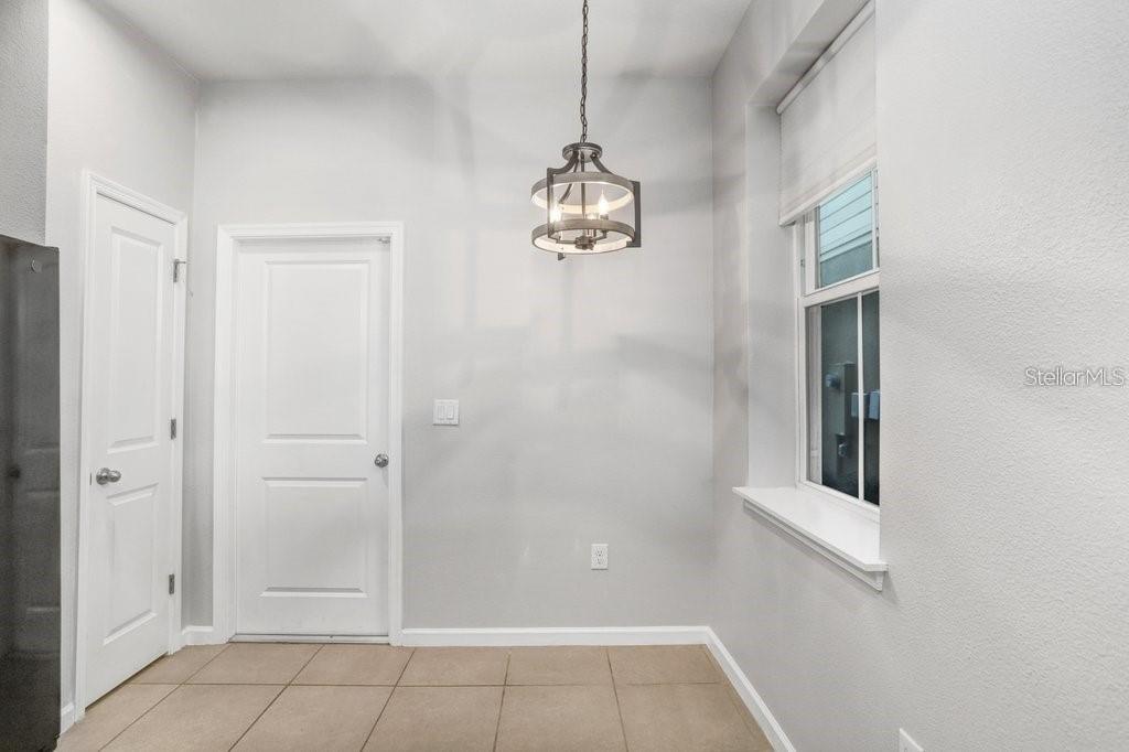 Image 7 of 33 For 10976 Verawood Drive