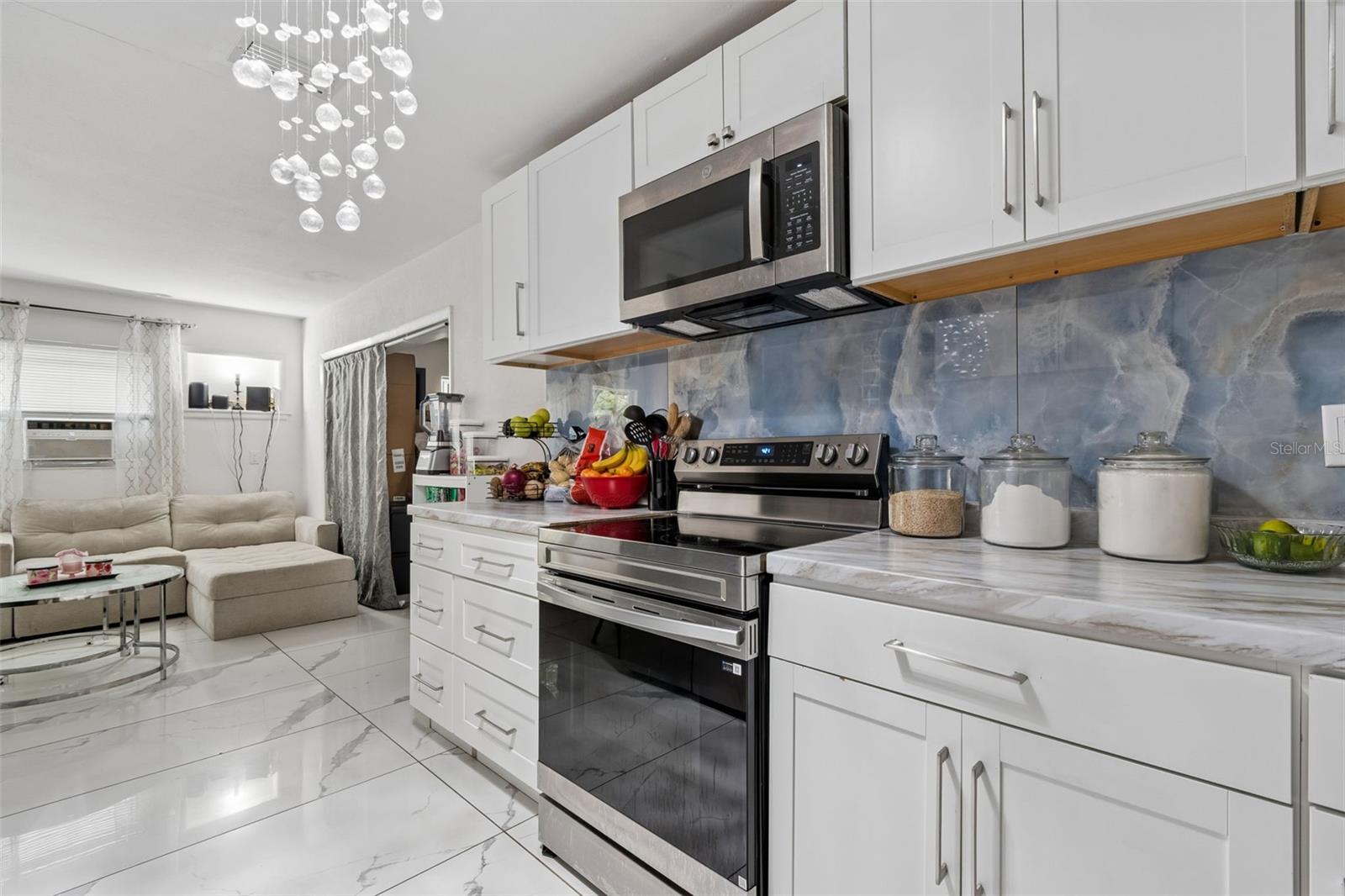 Image 10 of 46 For 10110 Lantana Avenue