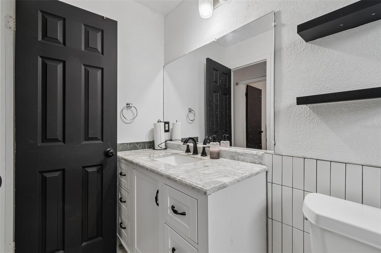 Image 17 of 46 For 10110 Lantana Avenue