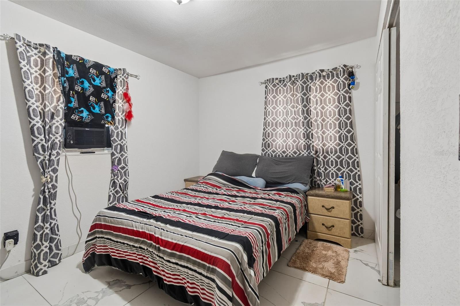 Image 18 of 46 For 10110 Lantana Avenue