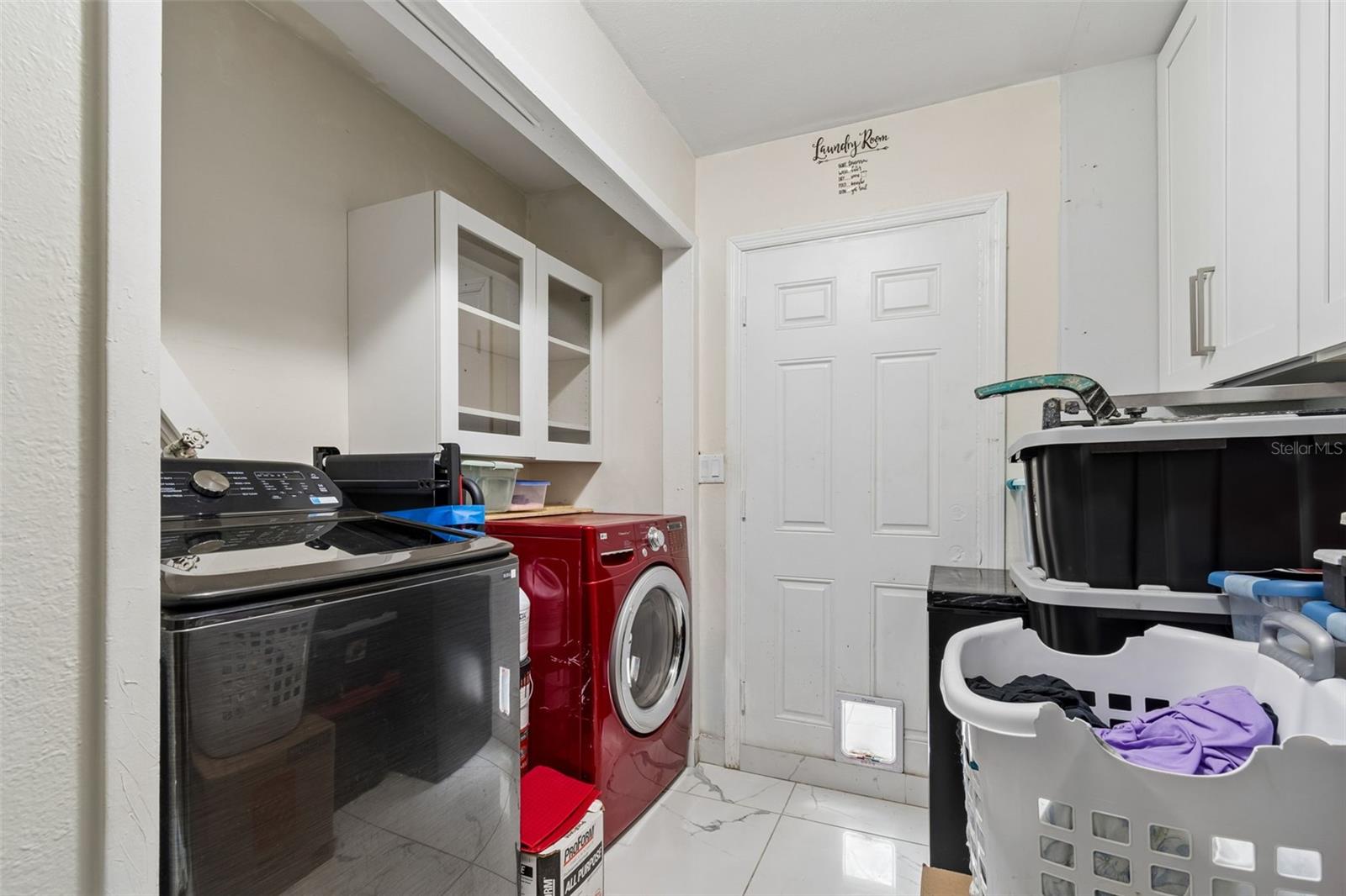 Image 21 of 46 For 10110 Lantana Avenue