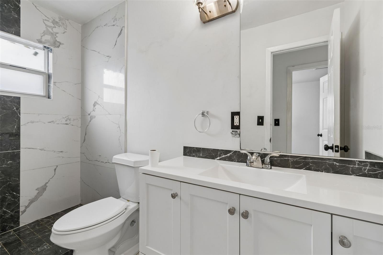 Image 30 of 46 For 10110 Lantana Avenue