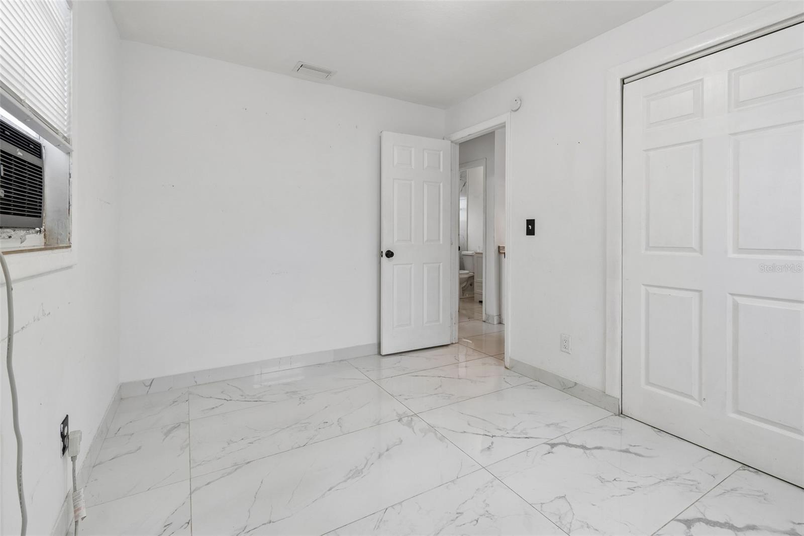 Image 35 of 46 For 10110 Lantana Avenue