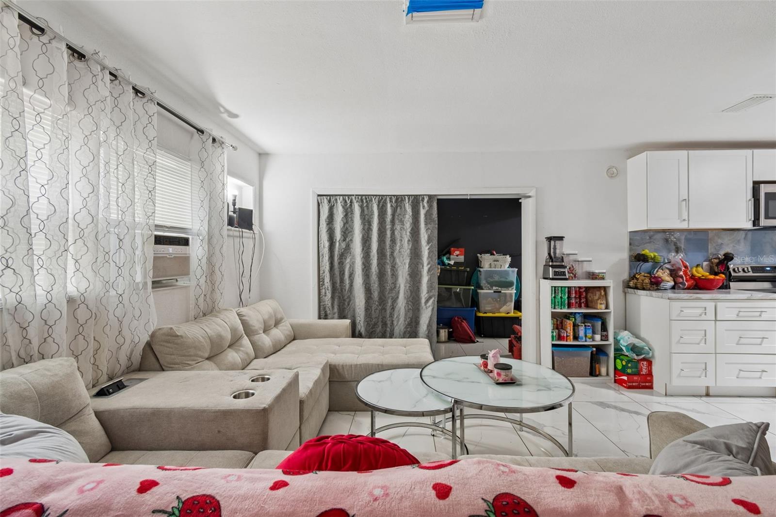 Image 4 of 46 For 10110 Lantana Avenue