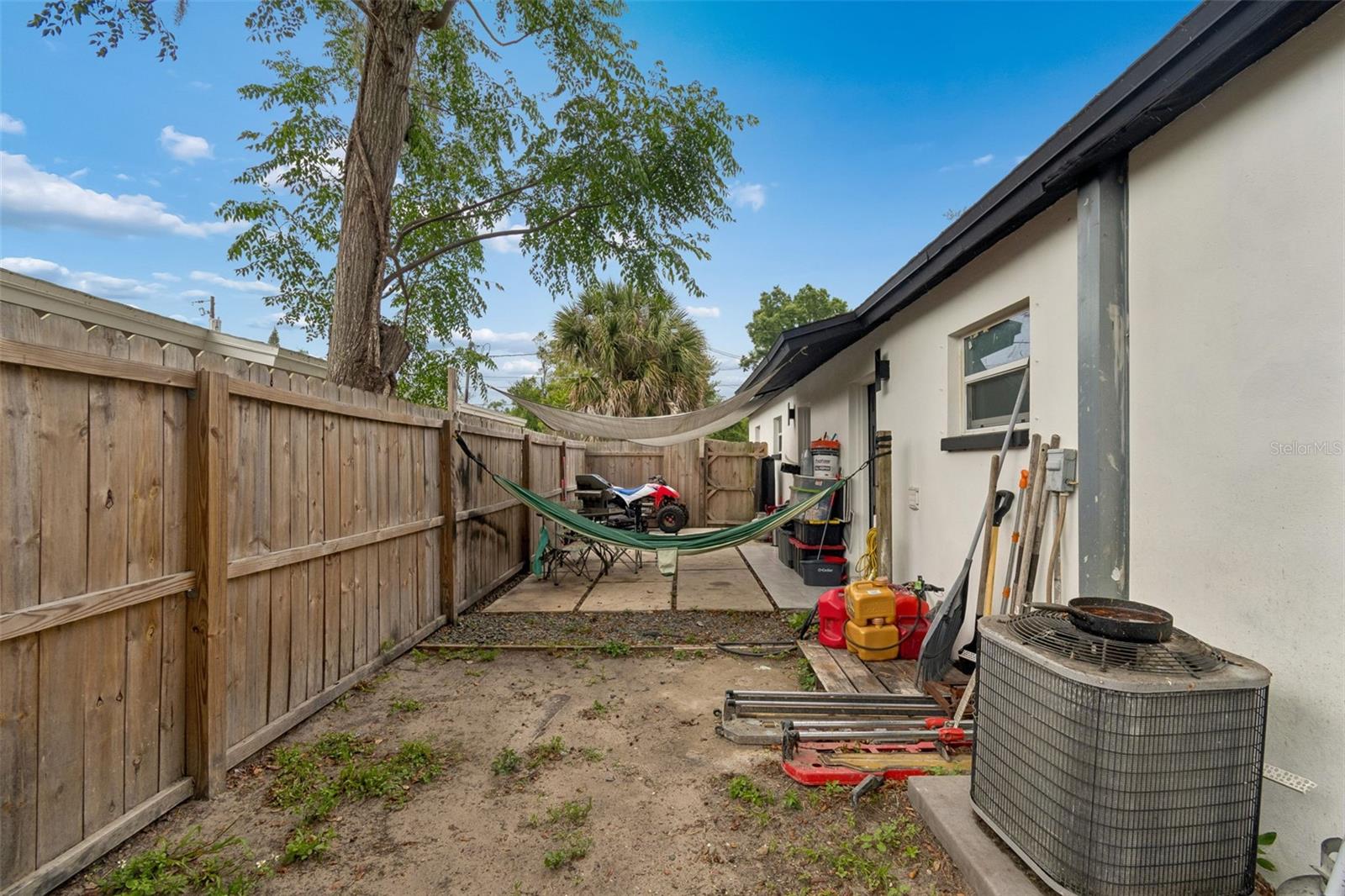 Image 42 of 46 For 10110 Lantana Avenue