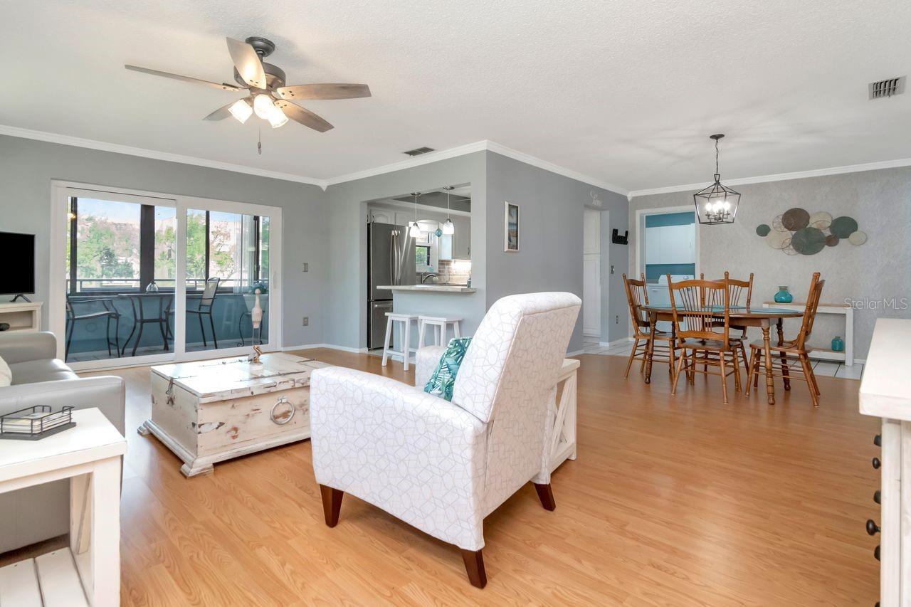 Image 10 of 39 For 6070 80th Street N 215