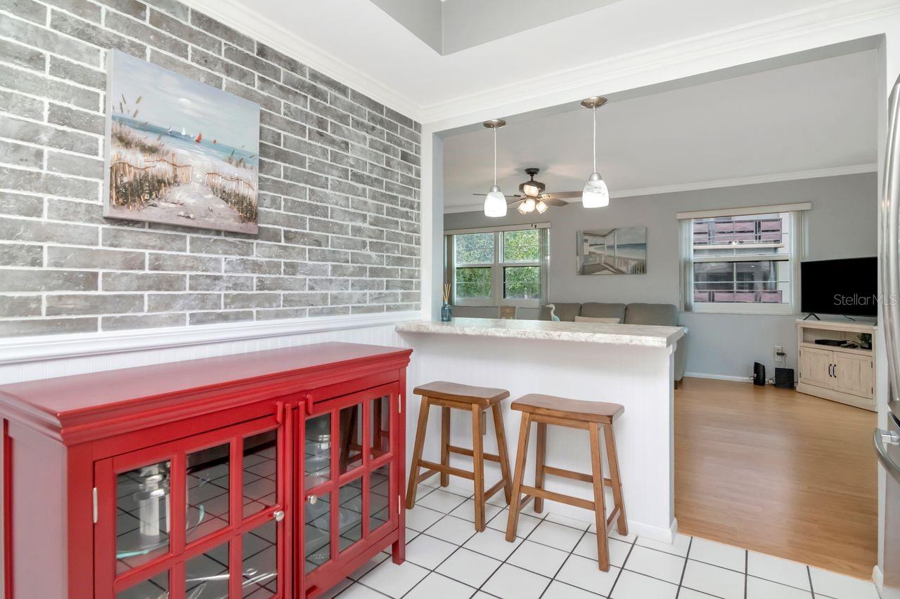 Image 19 of 39 For 6070 80th Street N 215