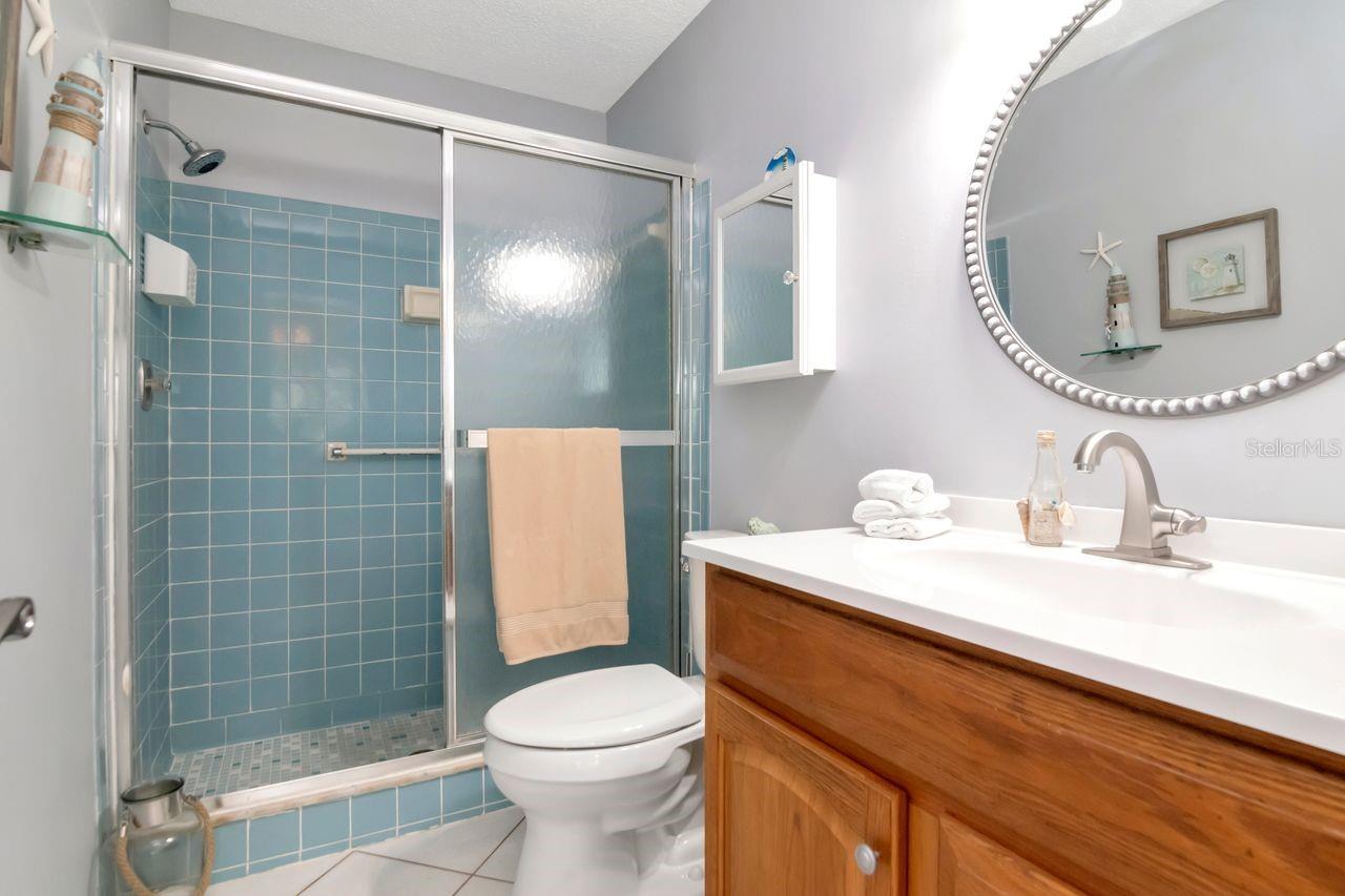 Image 30 of 39 For 6070 80th Street N 215