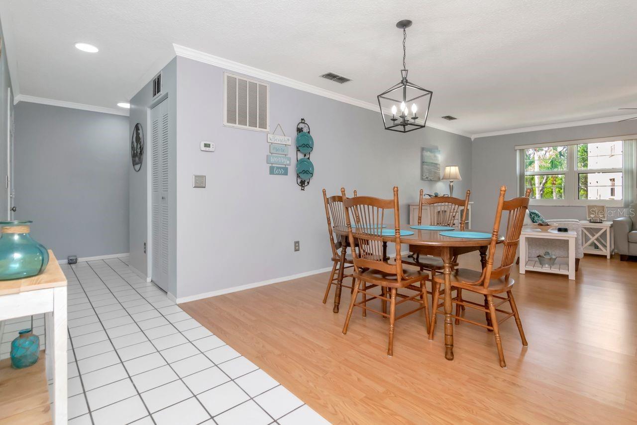 Image 6 of 39 For 6070 80th Street N 215