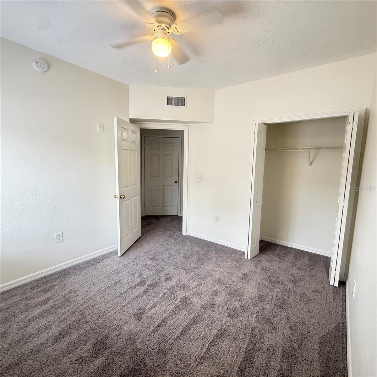 Image 20 of 31 For 9524 Newdale Way 101