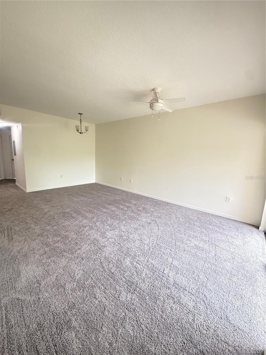 Image 4 of 31 For 9524 Newdale Way 101