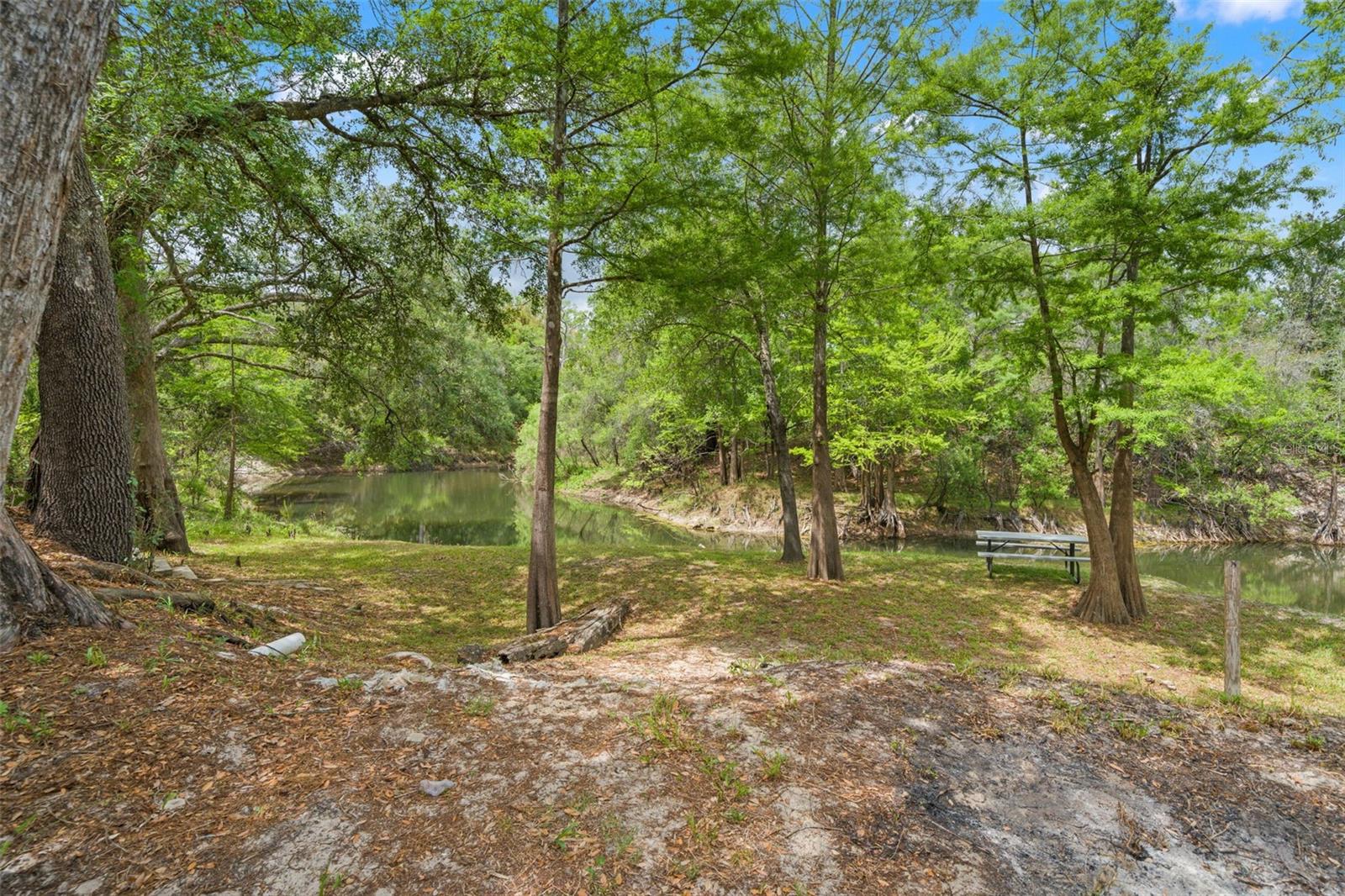 Image 10 of 28 For 33013 Round Table Road