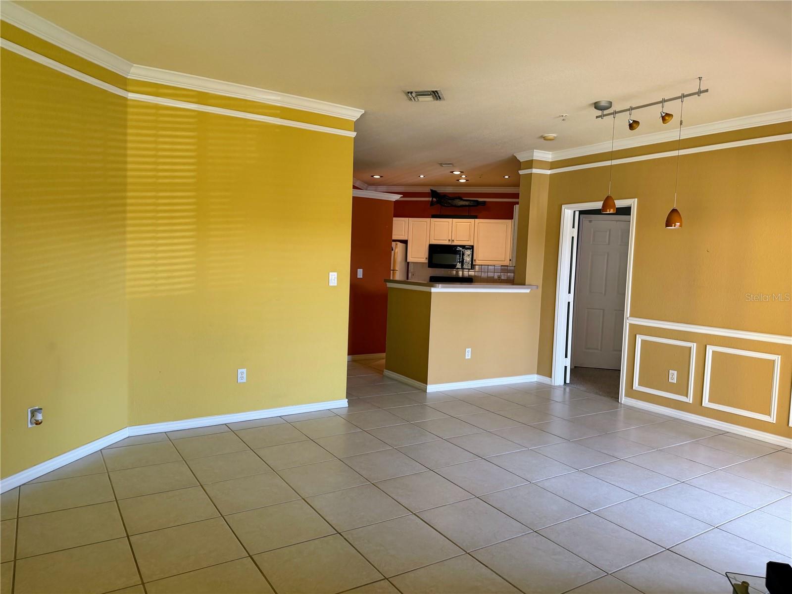 Image 6 of 16 For 4333 Bayside Village Drive 229