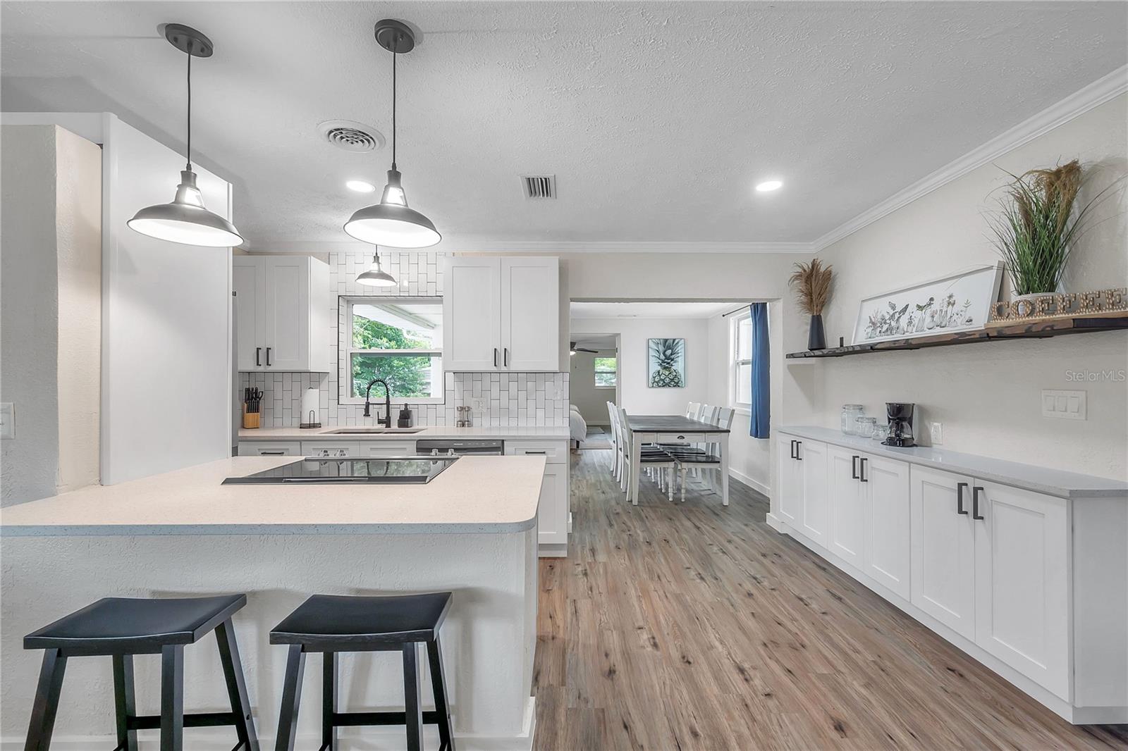 Image 5 of 25 For 1515 Belleair Rd