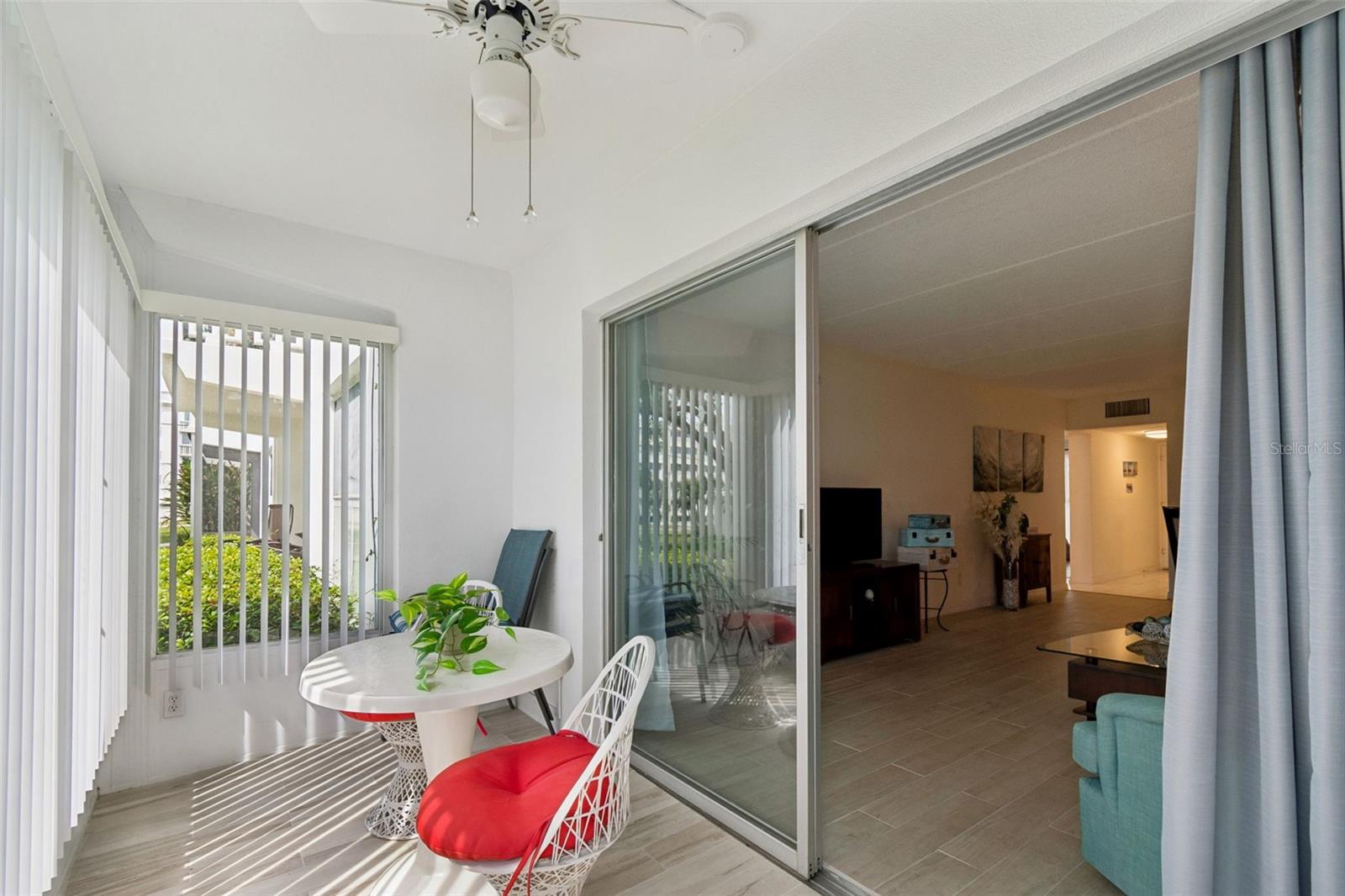 Image 27 of 58 For 2944 Bay Drive 106