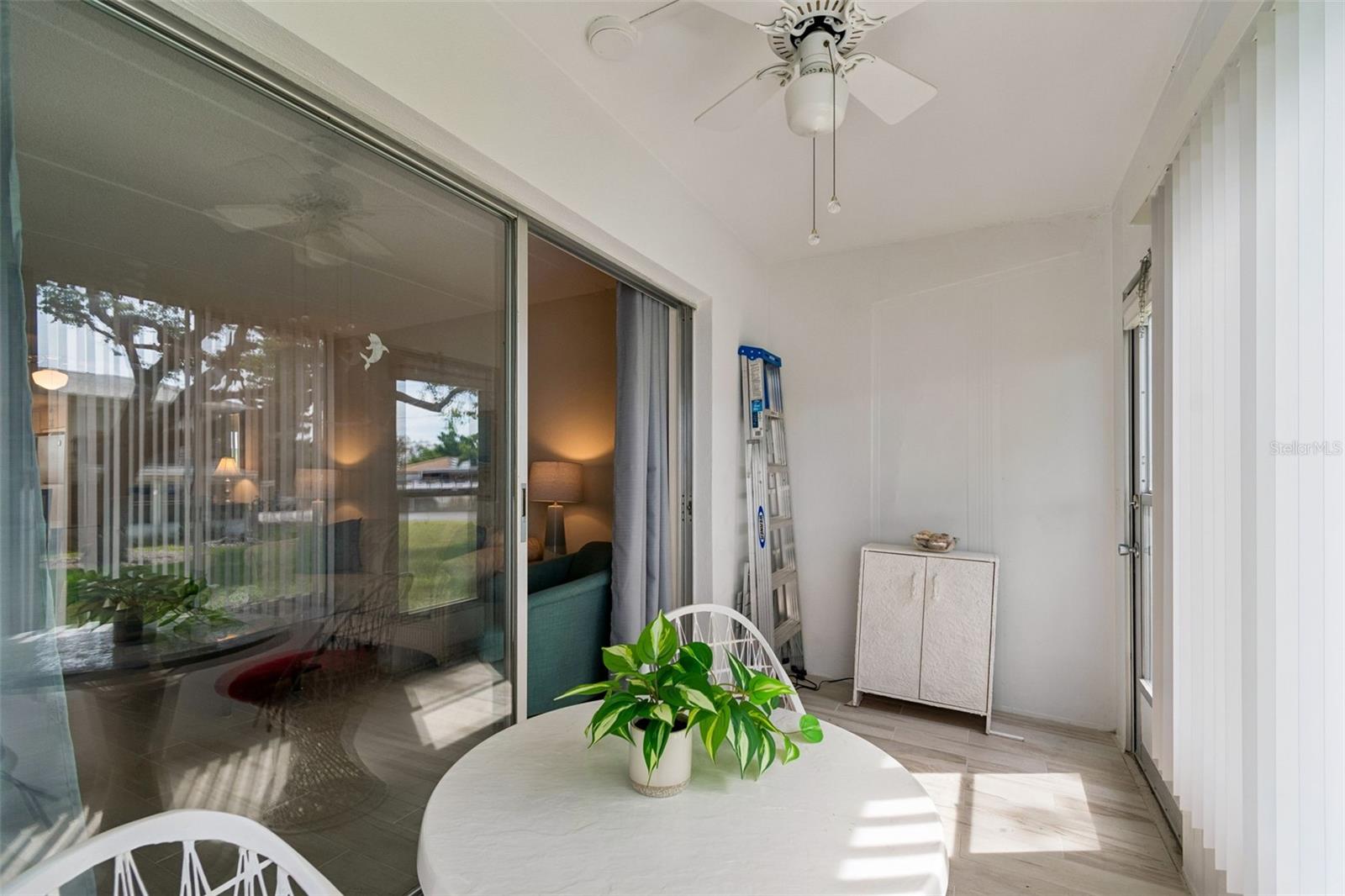 Image 28 of 58 For 2944 Bay Drive 106