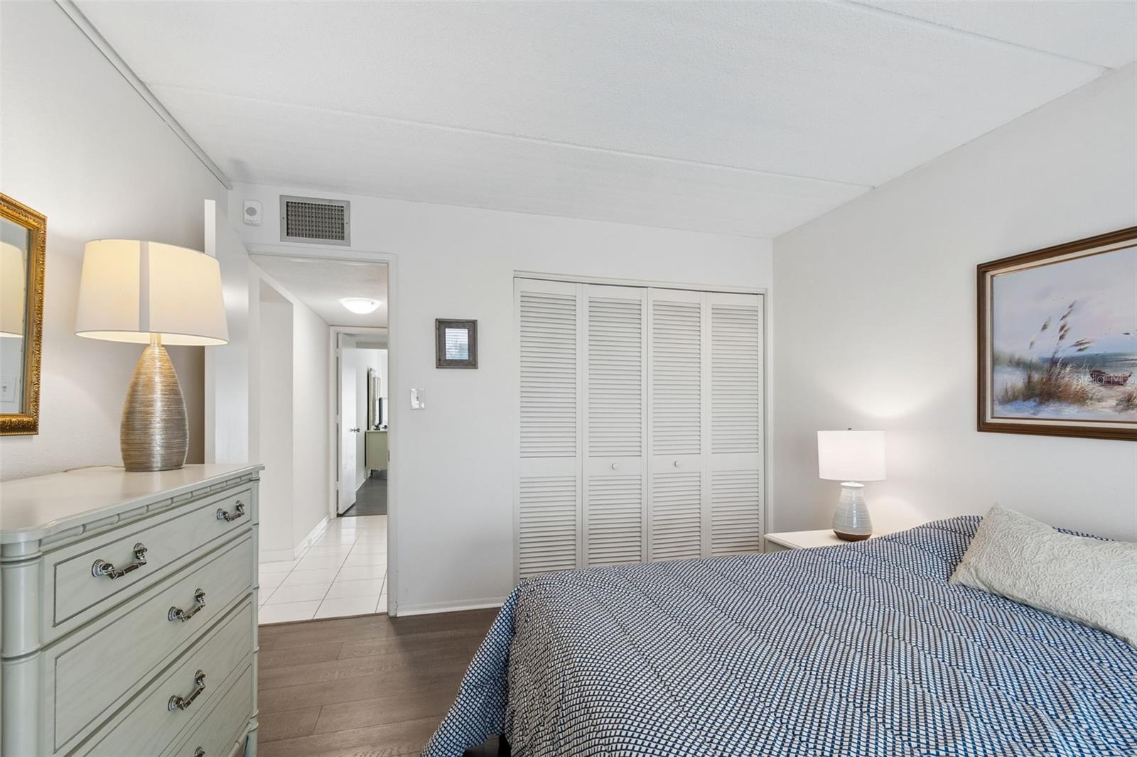 Image 33 of 58 For 2944 Bay Drive 106