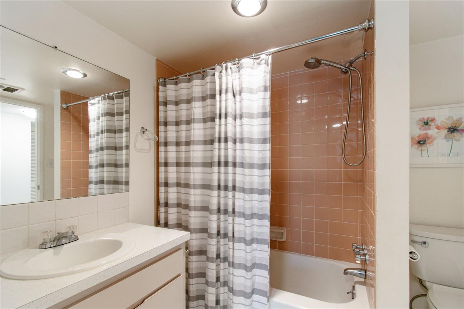 Image 42 of 58 For 2944 Bay Drive 106