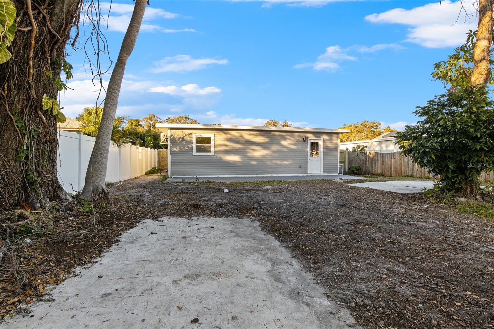 Image 18 of 23 For 5318 9th Avenue